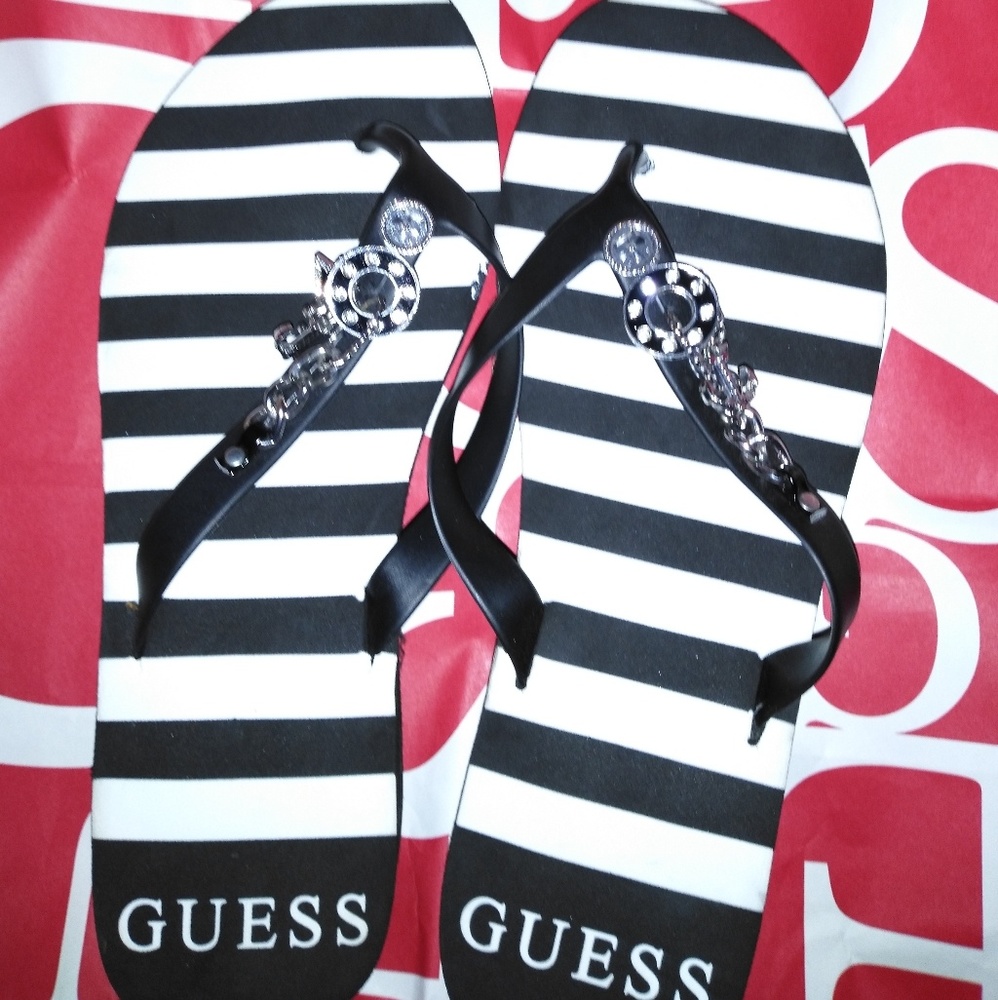 Guess black and white sandals